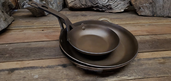 The Vaquero ~ 3pc set ~ Two Skillets and Roaster (Ships FREE in the US)