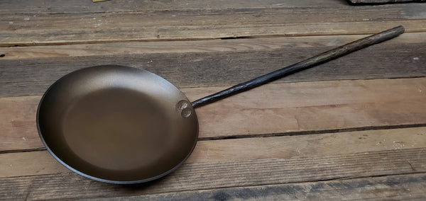 Products :: 6.75 Camp Skillet, Hand Forged, Hiking, Bushcraft, Survival,  Compact frying pan